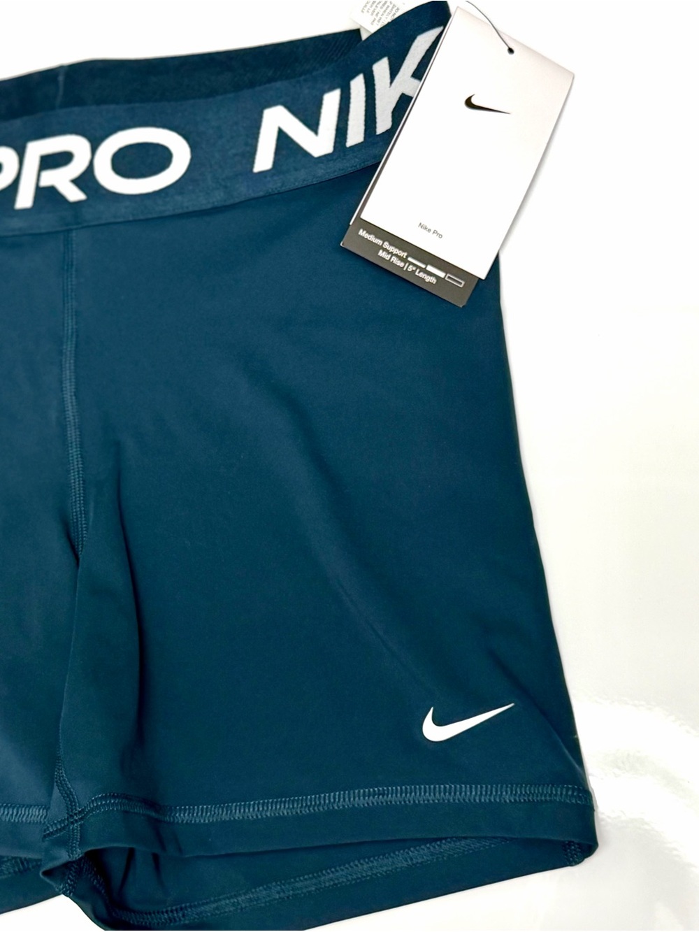 Nike Pro 365 Women's 5" Mid-Rise Training Shorts in Teal / Teal Nebula